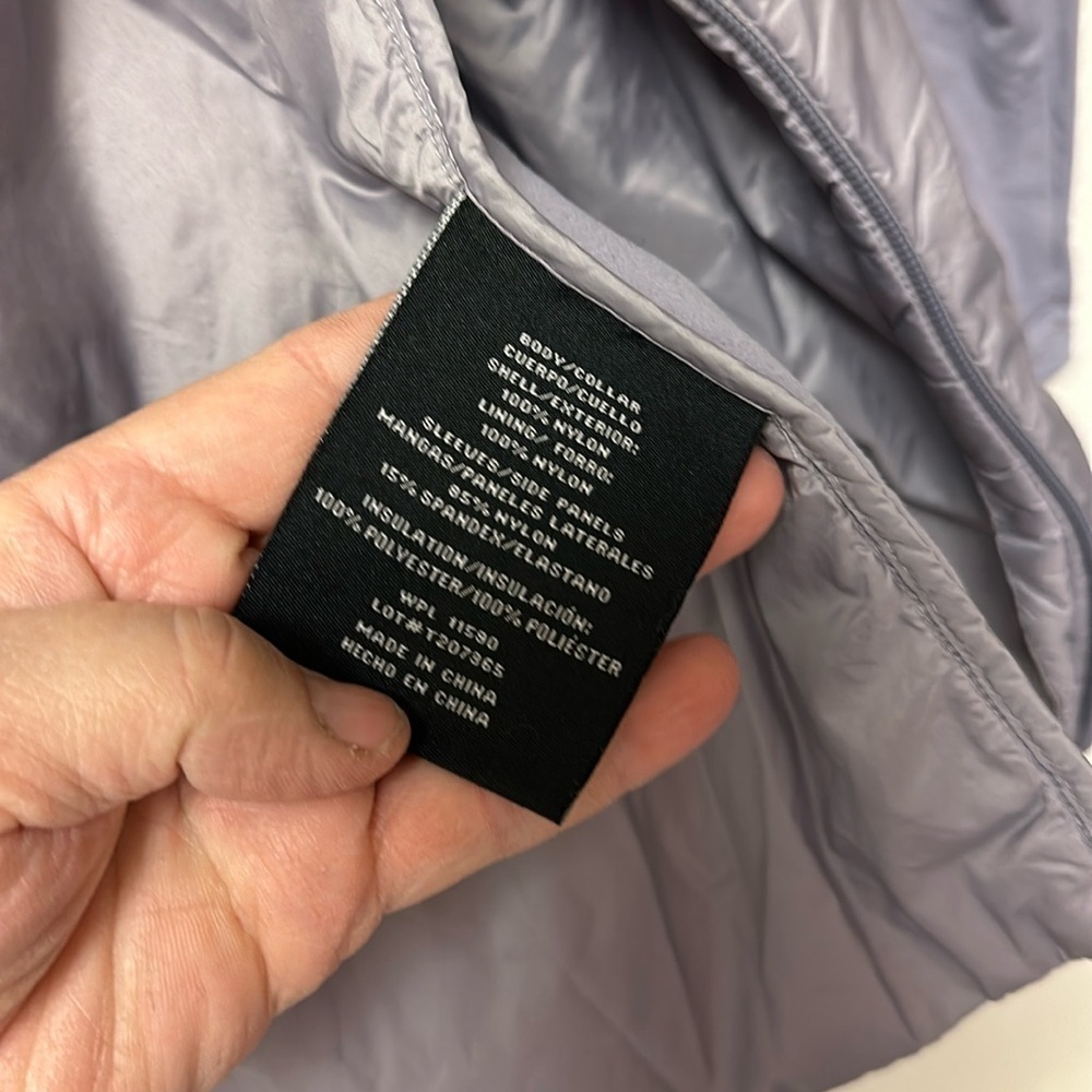 32* degrees performance shacket size medium - Picture 4 of 9
